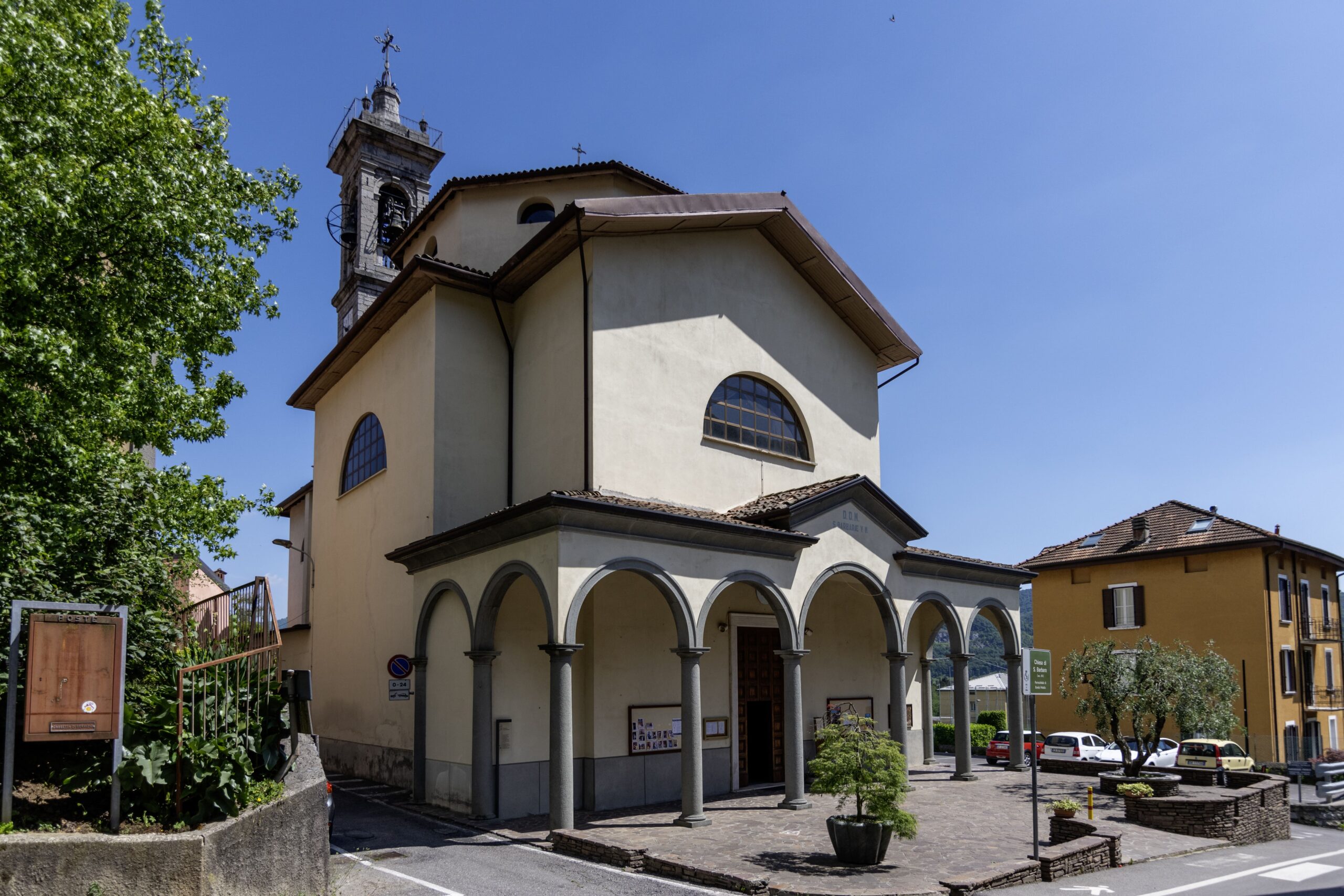 Chiesa Di Santa Barbara Bondo Petello di Albino